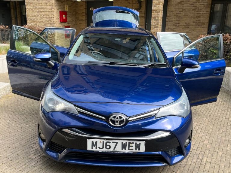 2018 Toyota Avensis 2.0 D-4D Business 