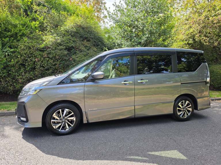 Nissan Serena 2.0 S-HYBRID HIGHWAY STAR 8 SEATER AUTO 5DR - GREY - 2020