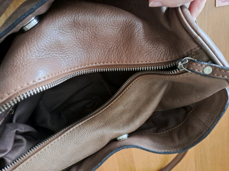 Moda In Pelle Leather Bag