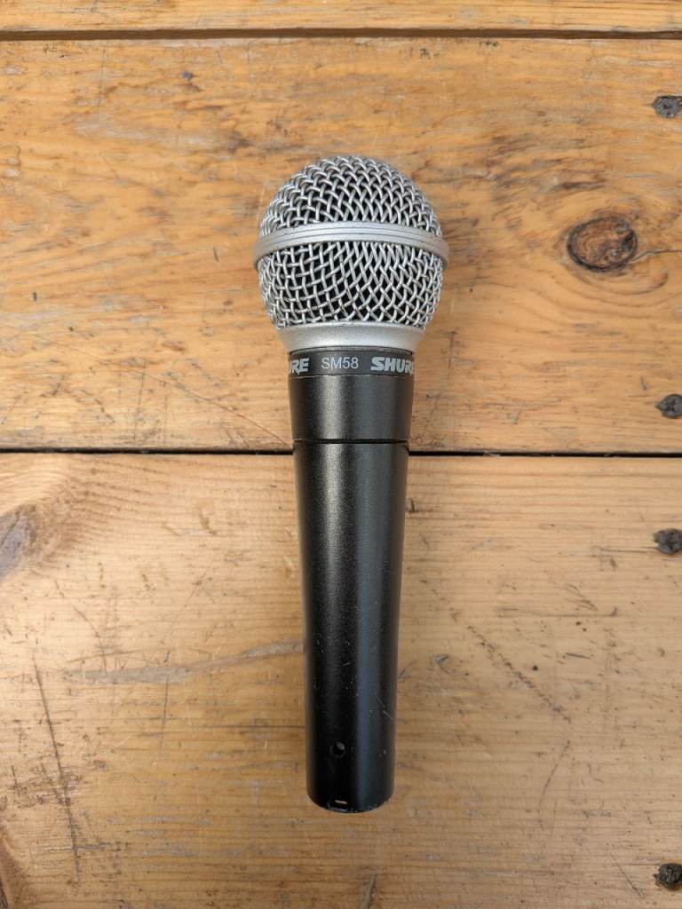 Shure SM58 Microphone – Good Condition, Classic Vocal Mic