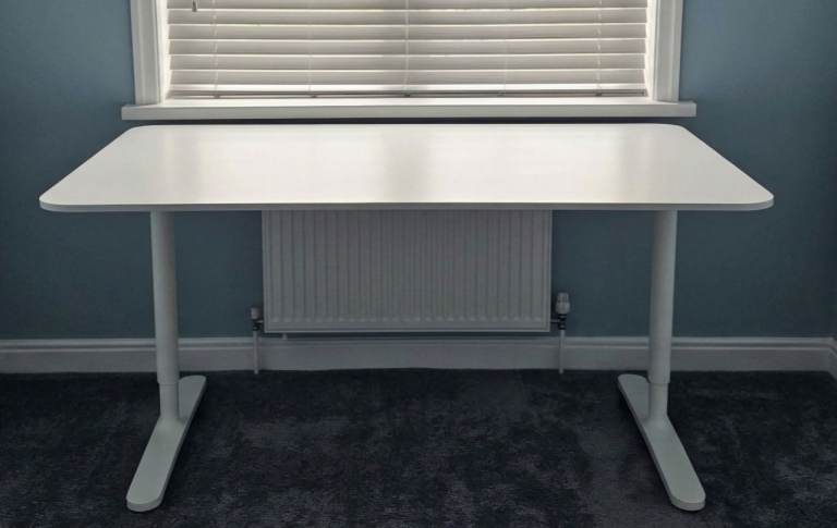Brand New Ikea Bekant Sit/Stand Desk (White)