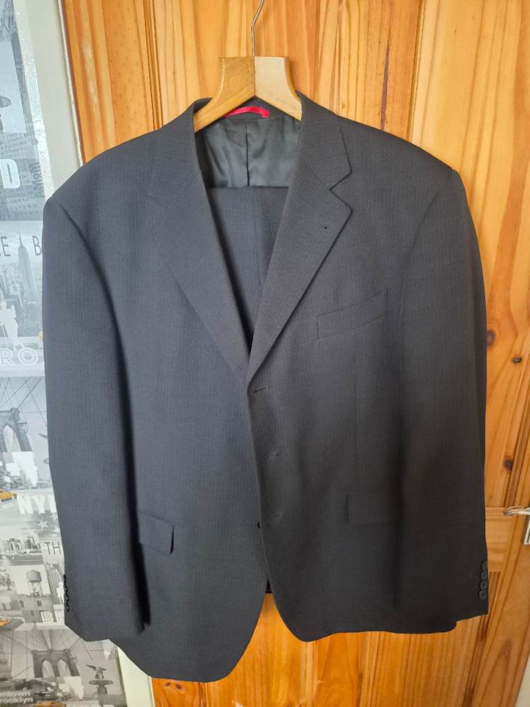 Taylor & Wright Men's Black Pinstripe Suit - Chest 46in, Waist 40in