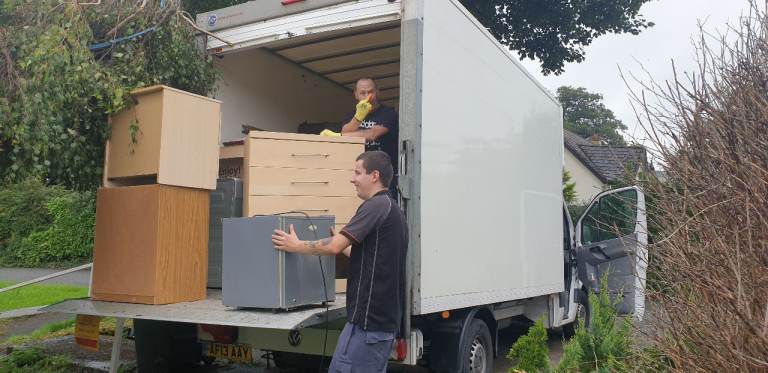 Man and van House Flat Student Office Moves Relocation Disposal Waste clearance SALFORD