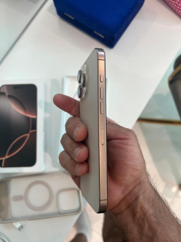 iPhone 16 pro max