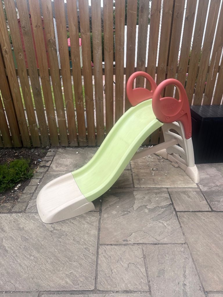 Smoby 1.5 m Kids Garden Slide with water hose fixing – Green, Red, & Cream, Good Condition