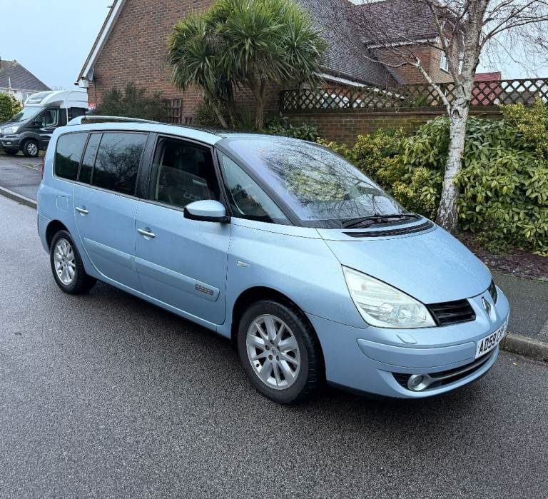 2010 RENAULT GRAND SCENIC 7 SEATER – 2 KEYS – 7 SEATER - 1 PREVIOUS OWNER – FULL SERVICE HISTORY