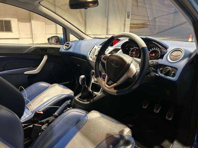 FORD FIESTA INDIVIDUAL 