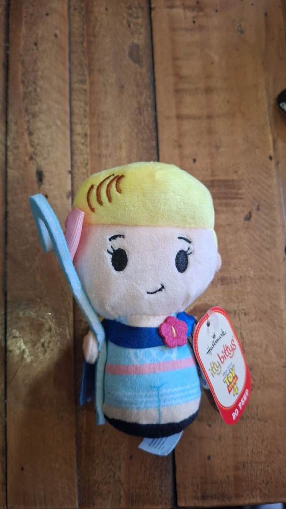 Hallmark Ittybittys 'Bo-Peep' Small Plush Teddy Bear