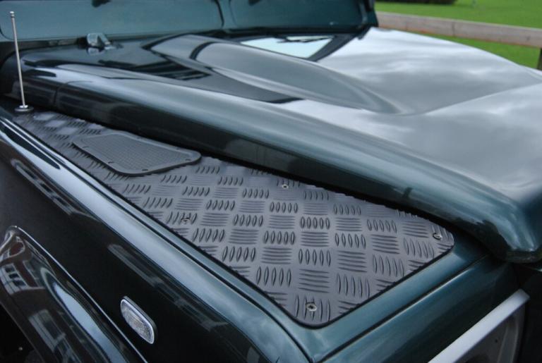 2015 Land Rover Defender XS Station Wagon TDCi [2.2] WINDOW VAN DIESEL Manual