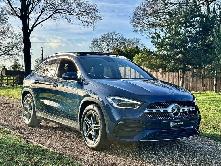 MERCEDES-BENZ GLA CLASS 1.3 GLA180 AMG Line 2022