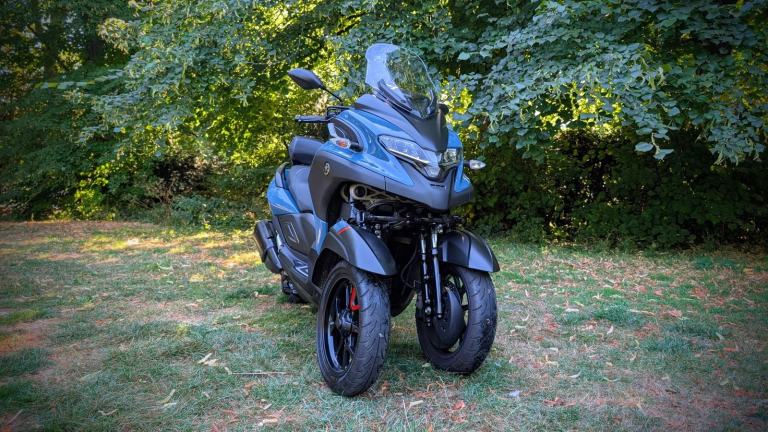 2022 Yamaha Tricity 300 MW 300 FSH ONLY 1711 MILES 3 WHEELER CAR LICENCE 