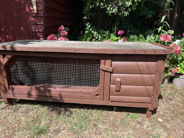 4ft hutch 