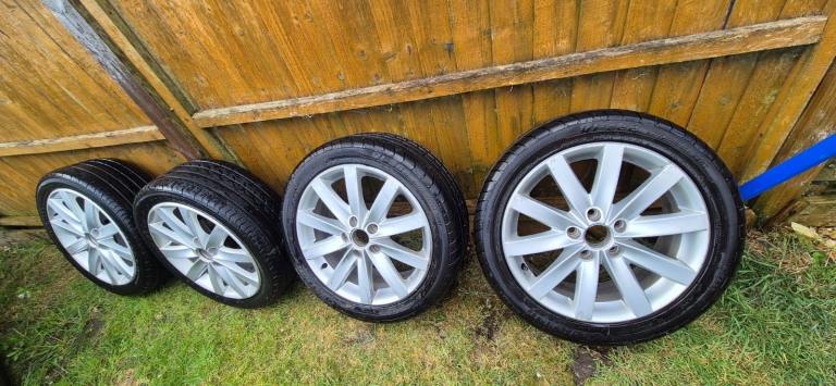 Vw golf mark 6, 17 inch alloys 