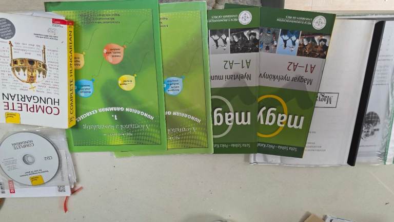 Hungarian language books
