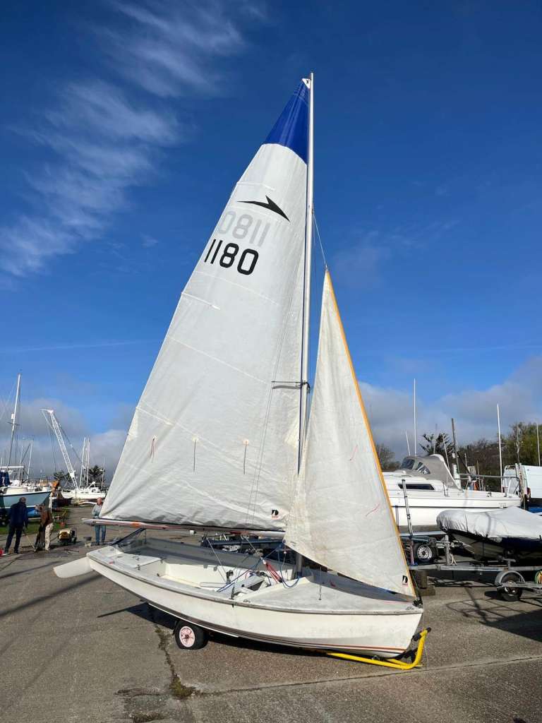 14ft GRP Leader sailing dinghy