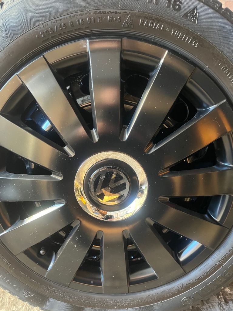 Vw wheels with winter tyres 