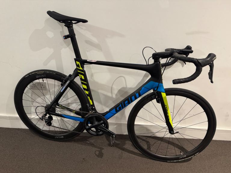 Road bike racing Giant propel advanced carbon hunt ultegra no specialized trek