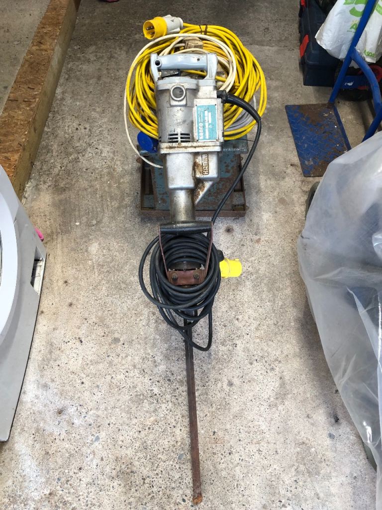 Kango Hammer demolition breaker with 110v site transformer and 4 110v extension cables