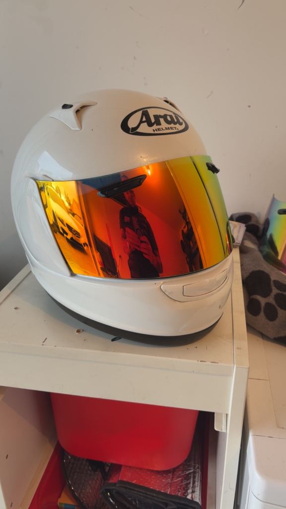 Arai helmet white medium 