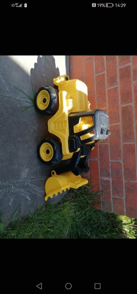 Toy tractor for inside or outside brilliant condition 