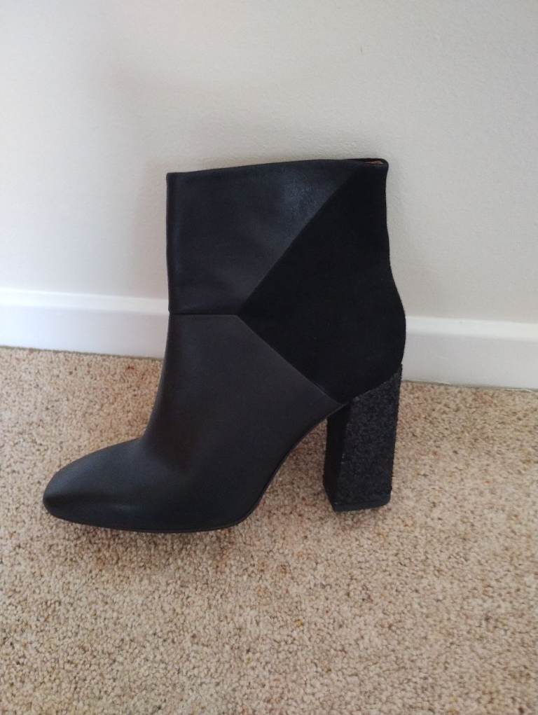 New Leather Boots Size 6