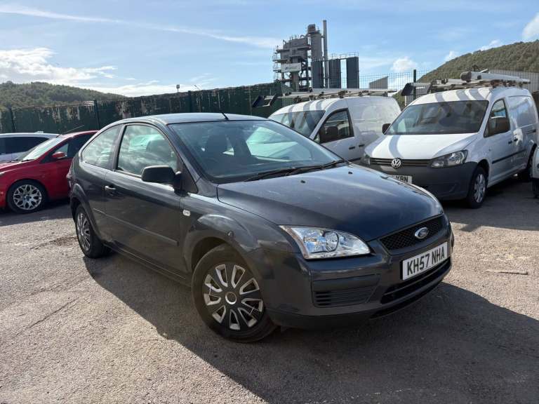 2007 Ford Focus 1.4 1 owner -  Only 49,000 Miles - 2 keys -  HATCHBACK Petrol Manual
