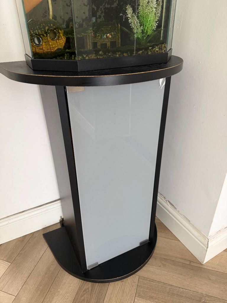 Fish tank and table stand for sale