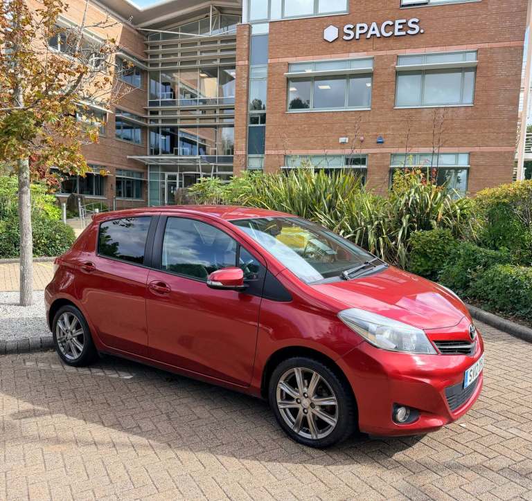 2012 Toyota Yaris 1.33 Dual VVT-i SR Hatchback 5dr Petrol Manual Euro 5 (101 ps)