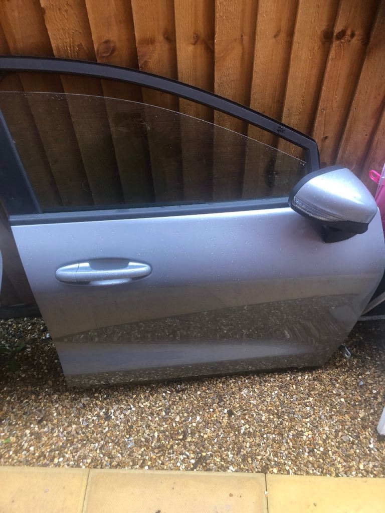 Ford puma   Drivers front door