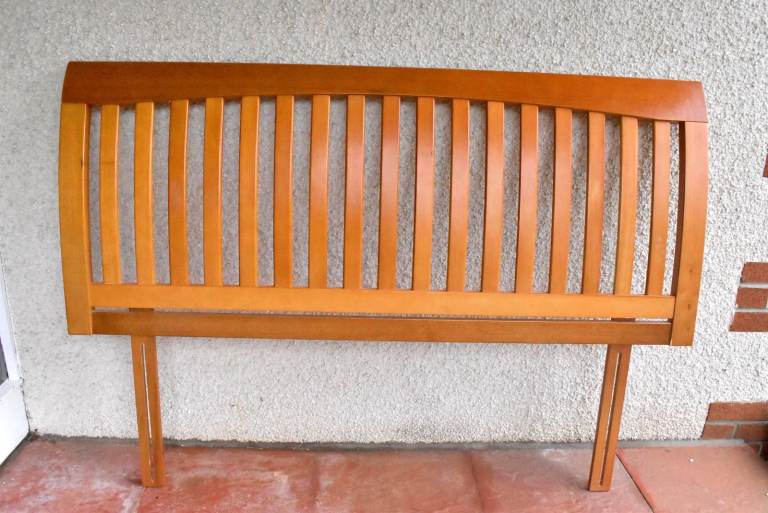 King Sized Headboard Stylish Solid Wood in Superb condition