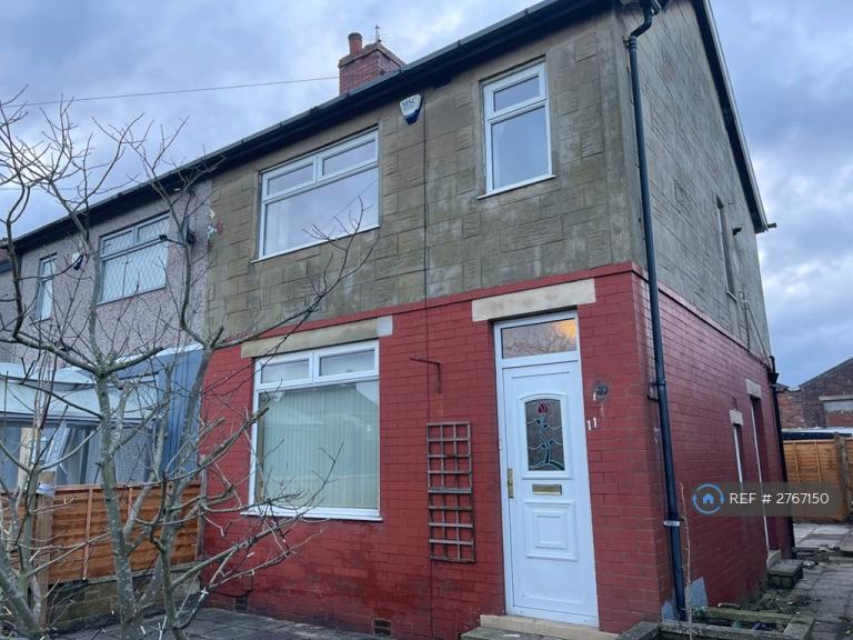 3 bedroom house in Vulcan Street, Bradford, BD4 (3 bed) (#2767150)