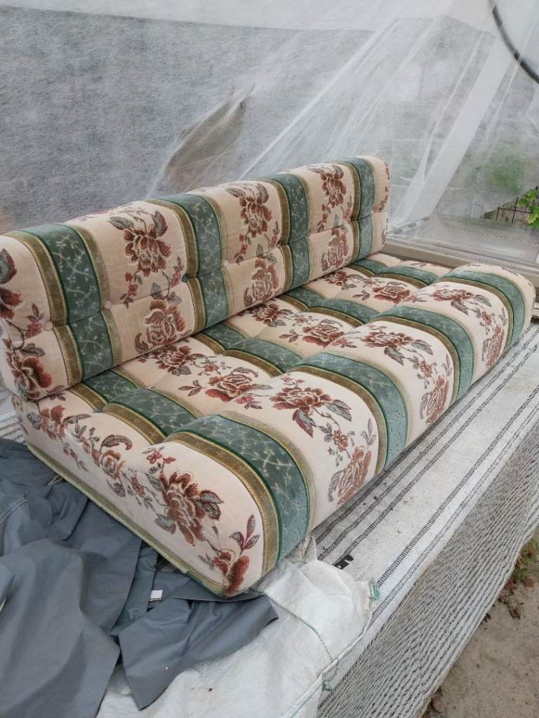 Caravan seat cushion 