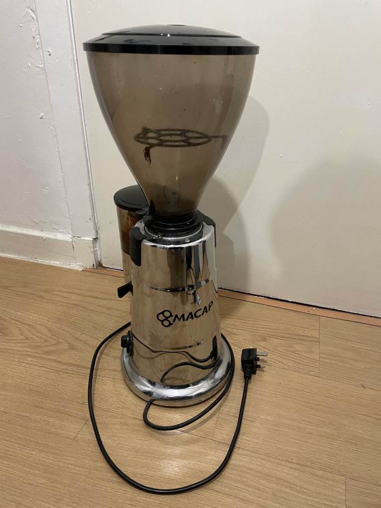 Macap M5 Coffee Grinder – Professional Grade with Large Hopper