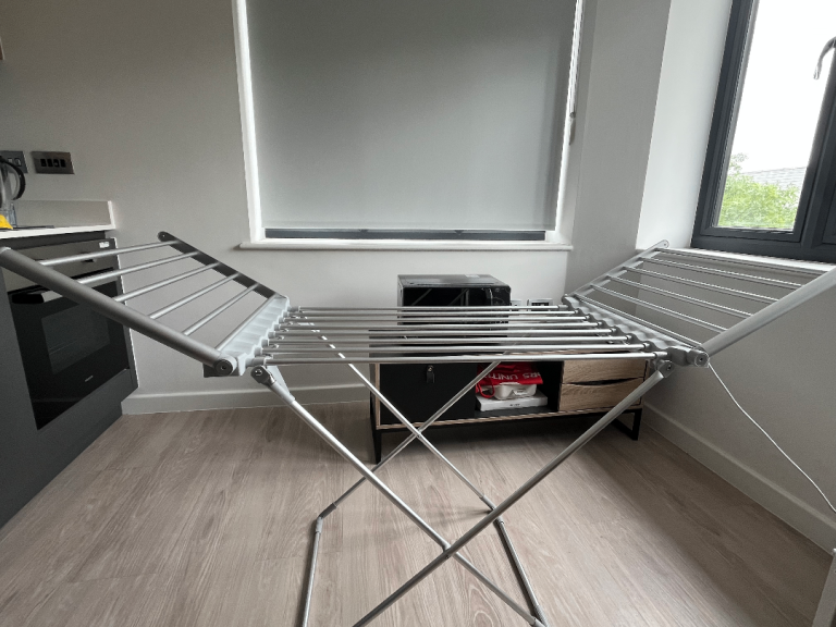 HOUSZY Electric Heated Clothes Airer with Cover, 230W, Folding, Portable (Collect from Stratford)