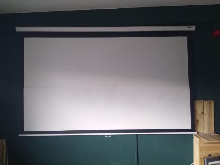 Miroir M631 Ultra Pro Portable 1080p Projector