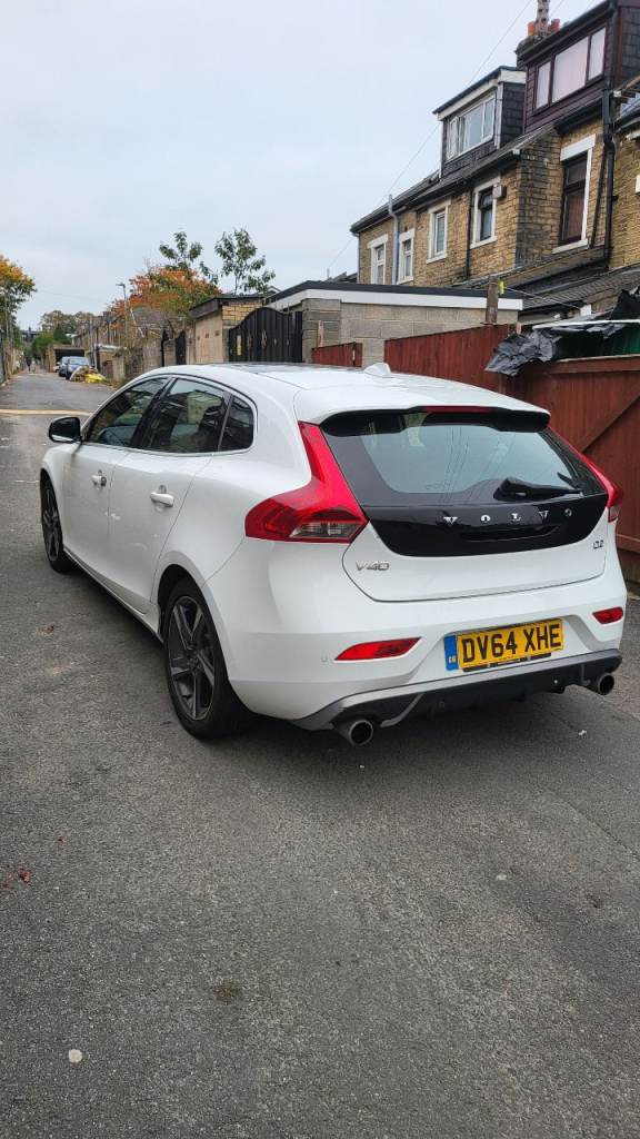 Volvo, V40, Hatchback, 2014, Manual, 1560 (cc), 5 doors