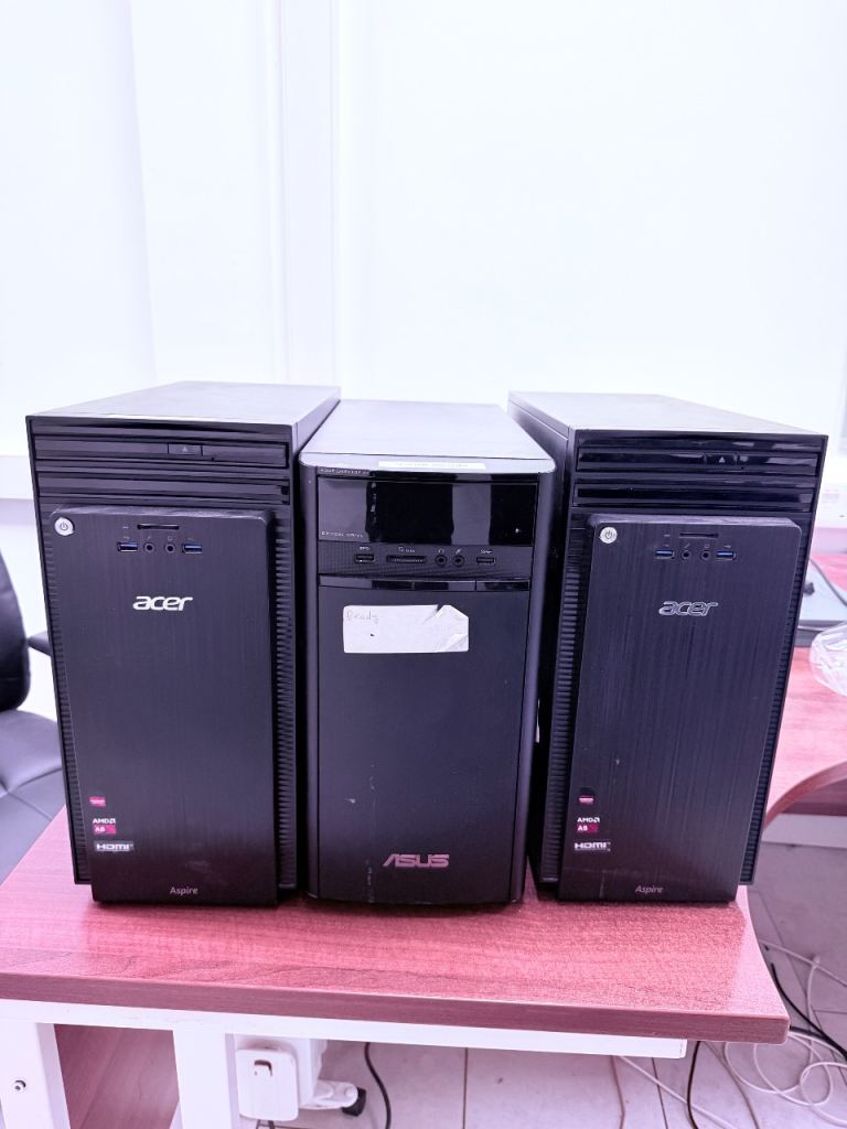  3 desktop pc’s available   Acer Aspire TC-220 -x2  Asus AMD A10-7800  £30 each 