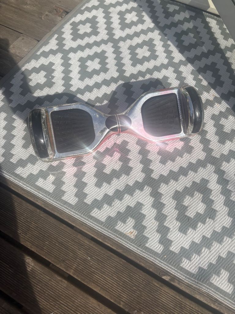 Silver Hoverboard Scooter – Good Condition