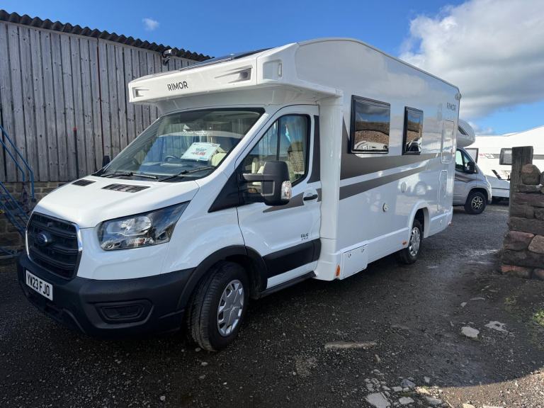 2023 - Rimor Kilig 67 PLUS - 2ltr - 8,000 Miles - 4 Berth / 4 Belts - AUTO 