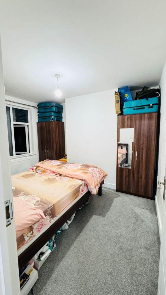 Wembley - 1 double room To Let