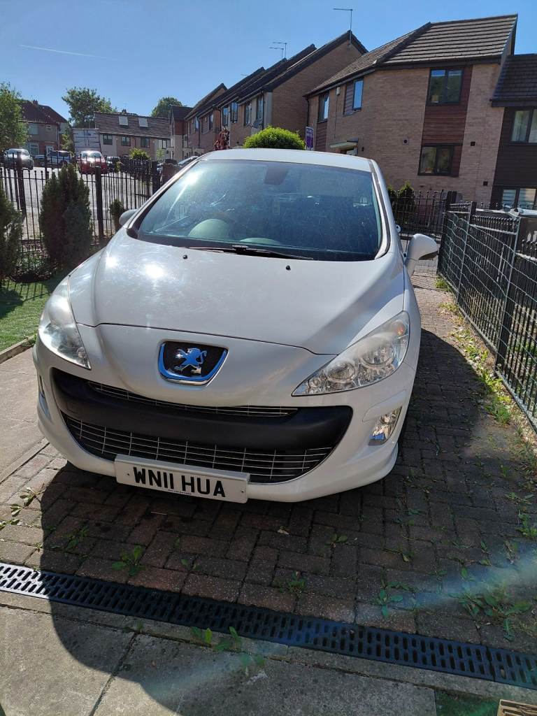 Peugeot, 308, Hatchback, 2011, Manual, 1598 (cc), 5 doors