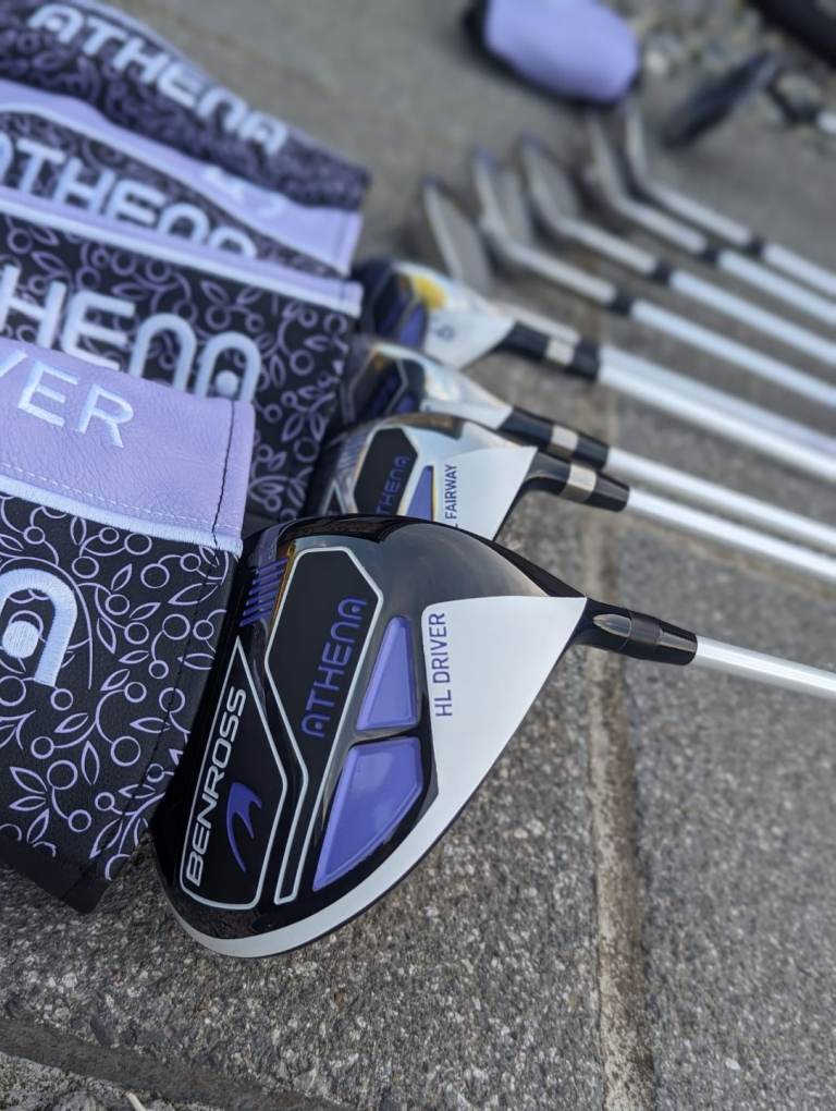 Ladies right hand golf set 
