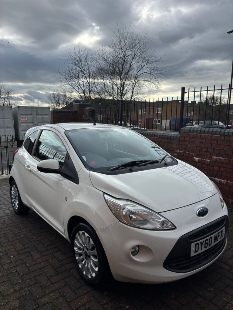 Ford, KA, Hatchback, 2010, Manual, 1242 (cc), 3 doors