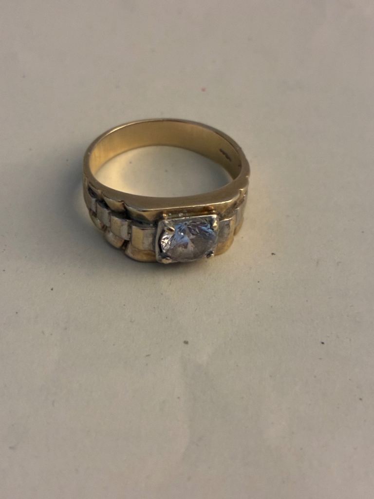 9ct yellow and white gold cubic zirconia (CZ) Rolex-style ring