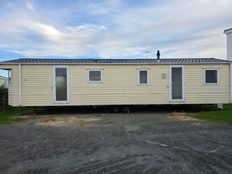 Delta Bromley Deluxe 39x12 4 Bedrooms For Sale OFFSITE