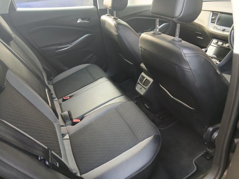 2019 Vauxhall Grandland X 1.2 Turbo Sport Nav 5dr HATCHBACK PETROL Manual