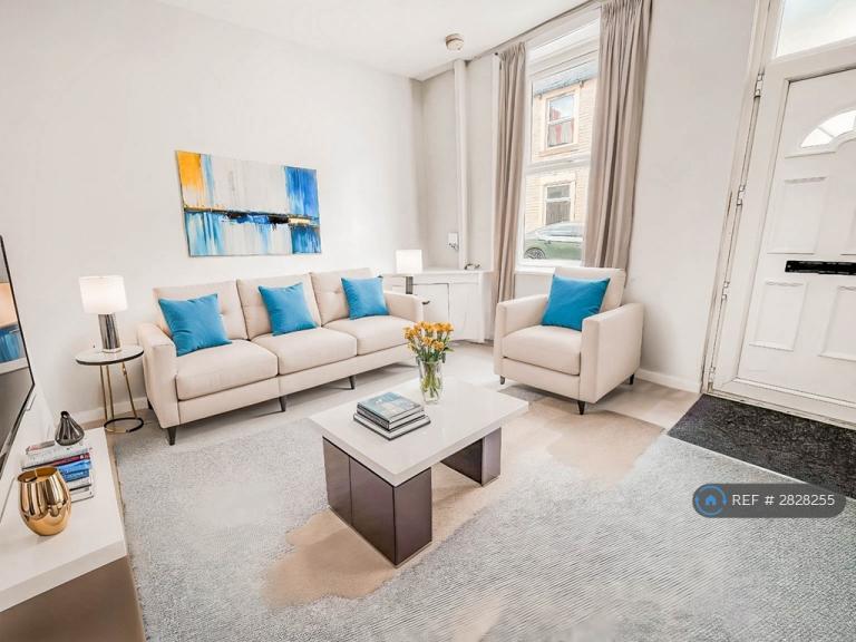 2 bedroom house in Laithe Street, Burnley, BB11 (2 bed) (#2828255)