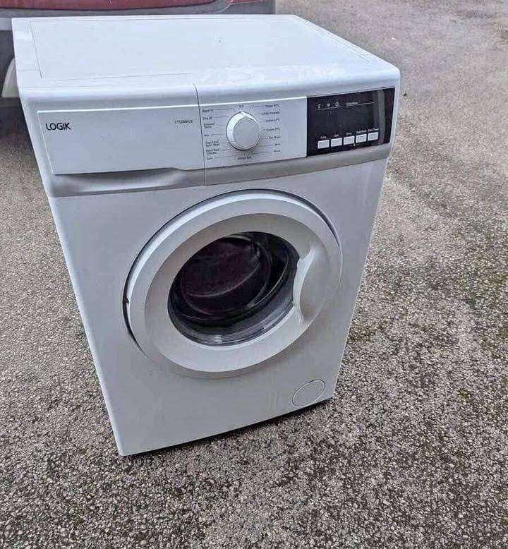 LOGIK White Washing Machine – Good Condition