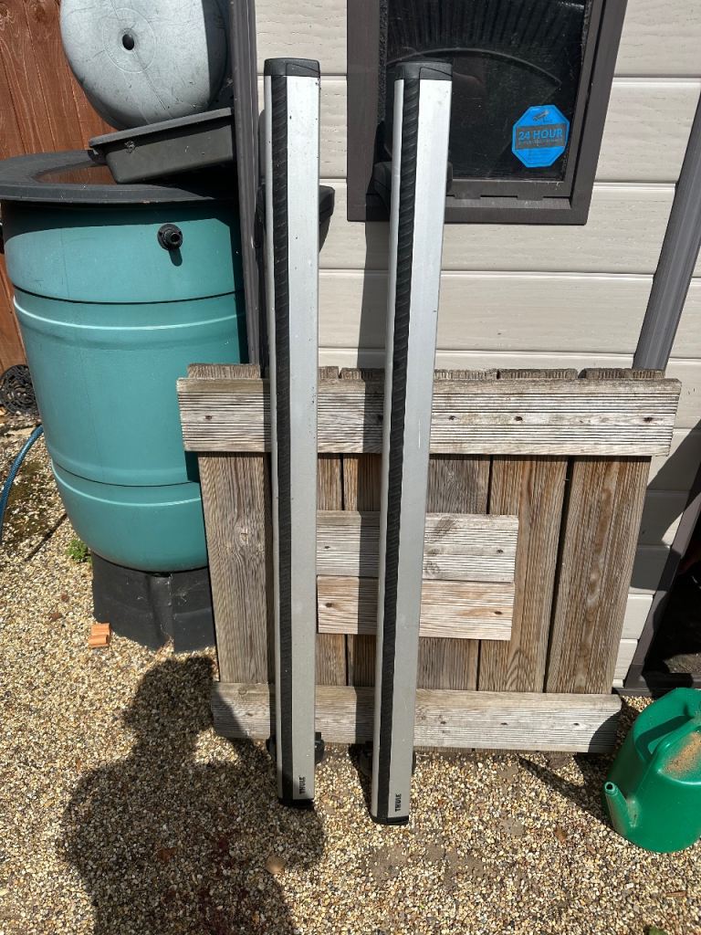 Thule roof bars