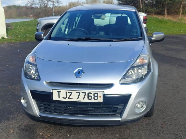 Renault Clio Auto 1.6 Petrol VVT Dynamique TomTo
